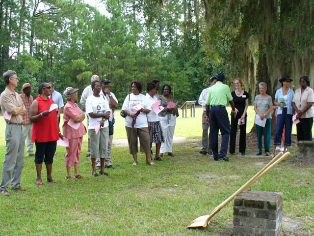 Crowd prior to the ceremony